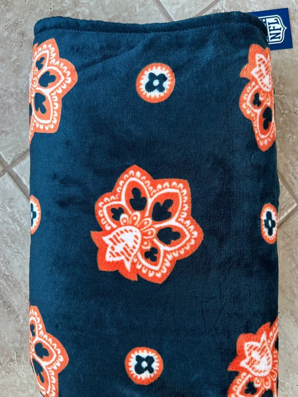 VERA BRADLEY NFL BEARS OVERSIZED THROW BLANKET:NWT CHICAGO BEARS 94